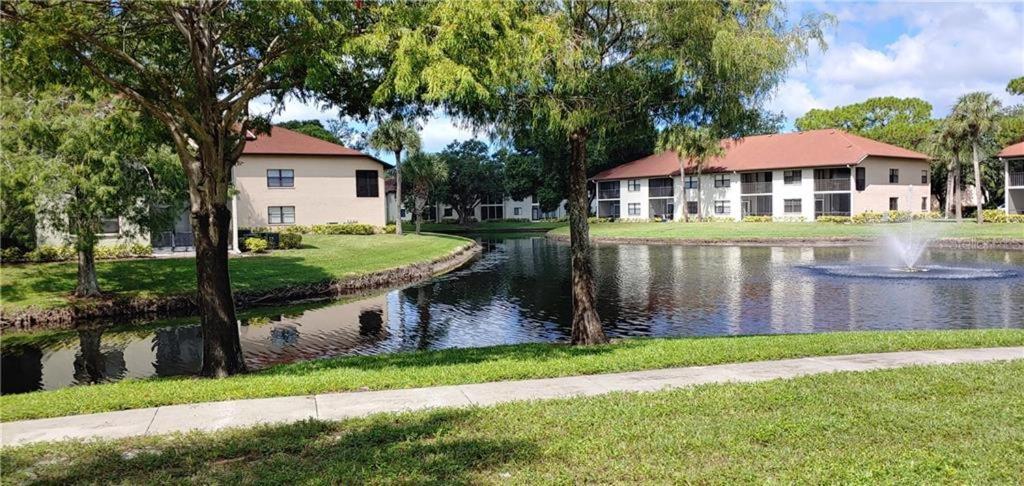 Apartment 4330 Shorewalk Lakeview Close To Img And